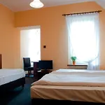 Πανσιόν Toreja 3*
