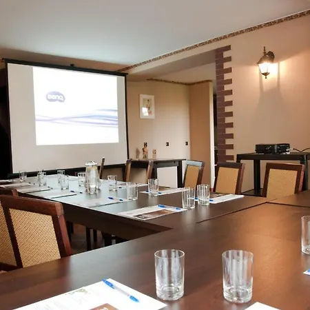 Toreja 3* קרפאז'